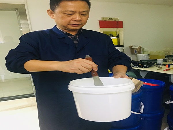 玻璃与玻璃之间填充硅凝胶,深圳市J9·九游会「中国」官方网站